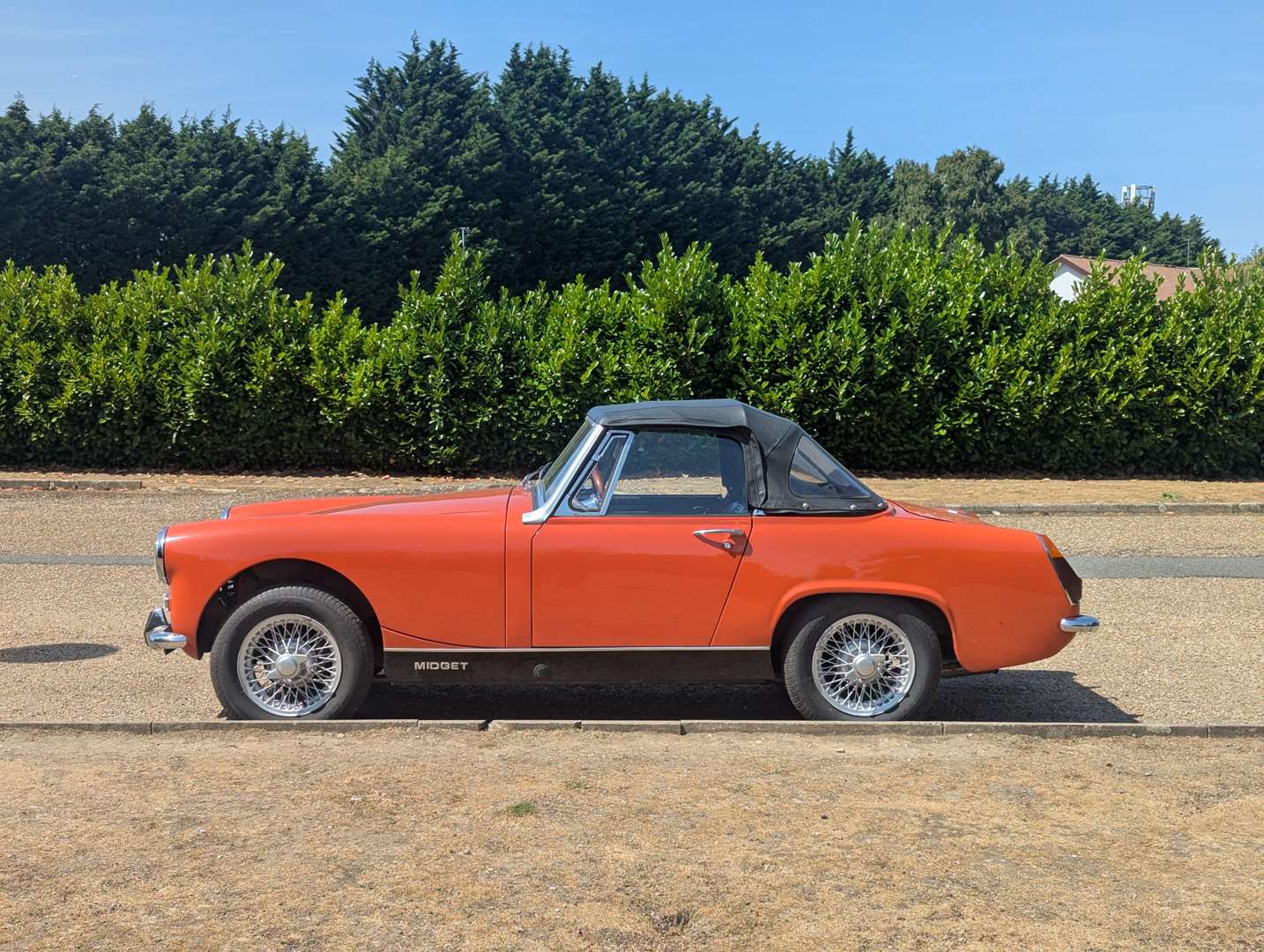 <p>1971 MG MIDGET</p>