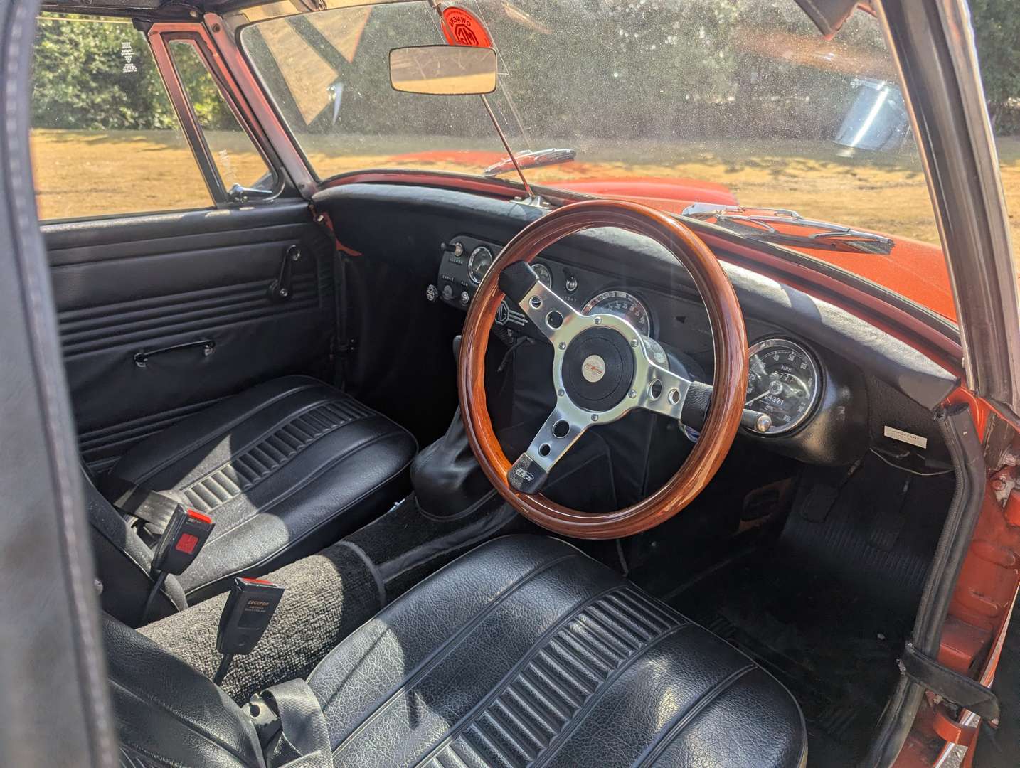 <p>1971 MG MIDGET</p>