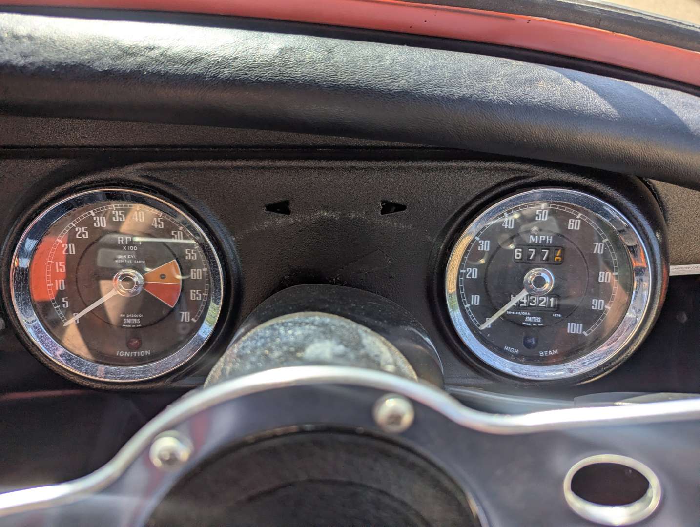 <p>1971 MG MIDGET</p>