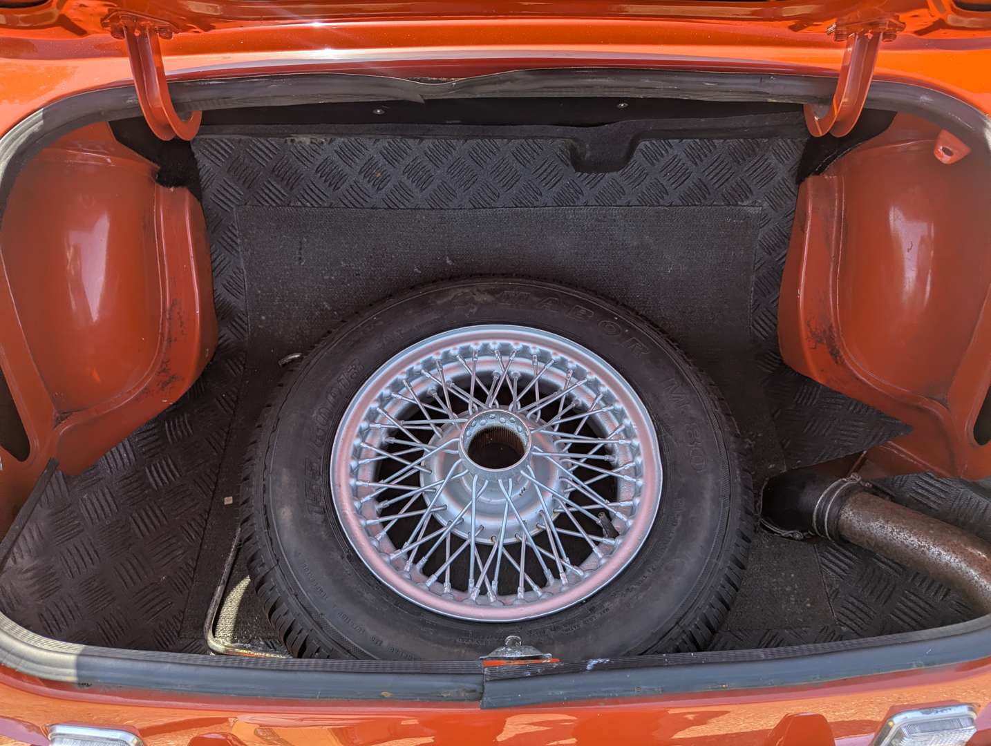 <p>1971 MG MIDGET</p>