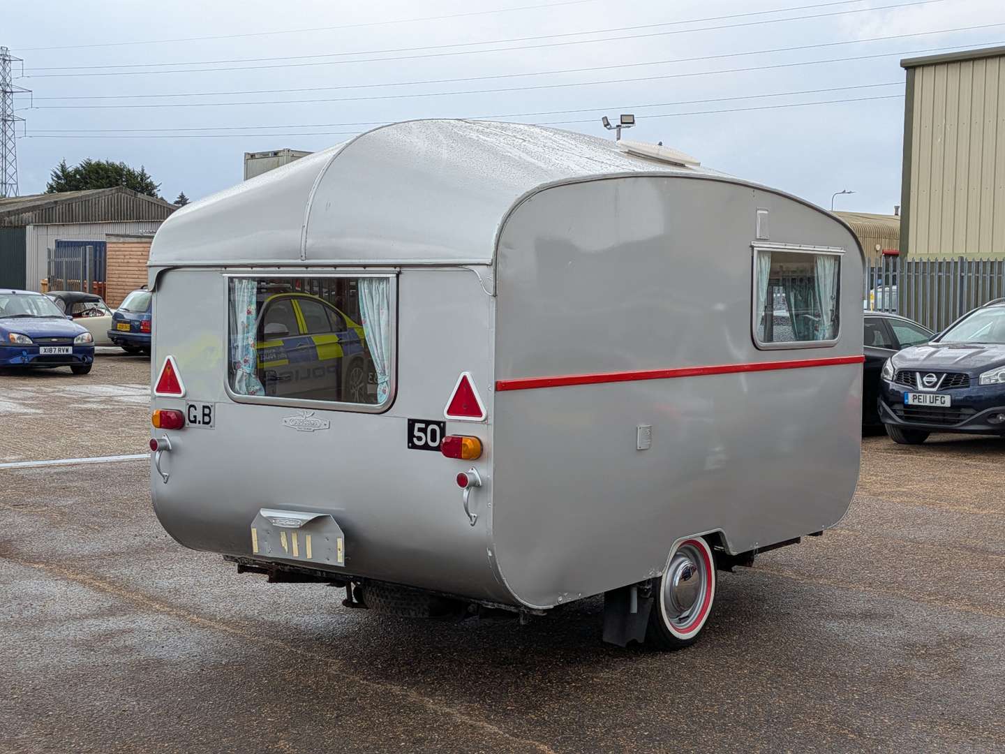 <p>CARISSIMA CAR CRUISER CARAVAN</p>