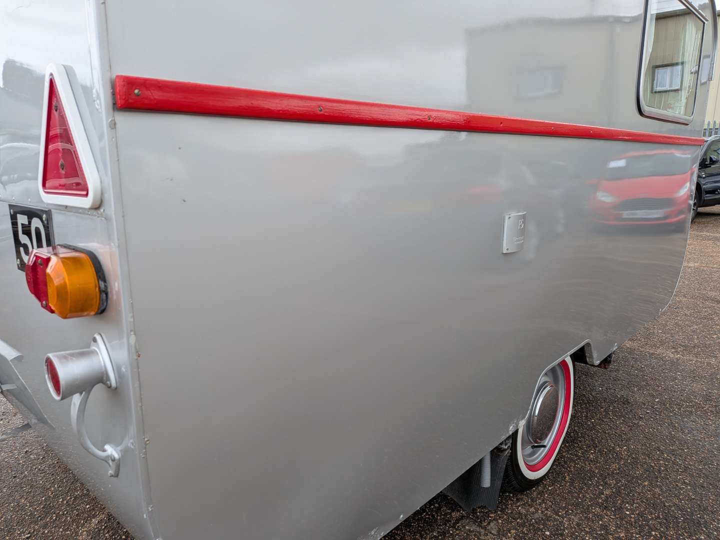 <p>CARISSIMA CAR CRUISER CARAVAN</p>