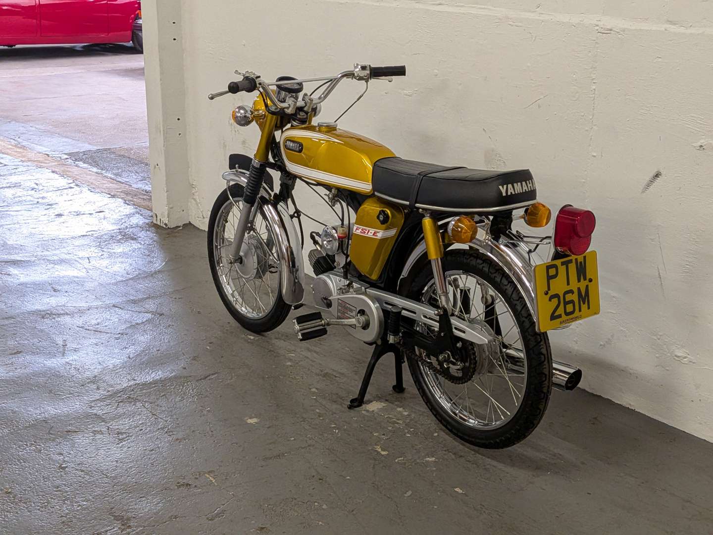 <p>1974 YAMAHA FS1E</p>