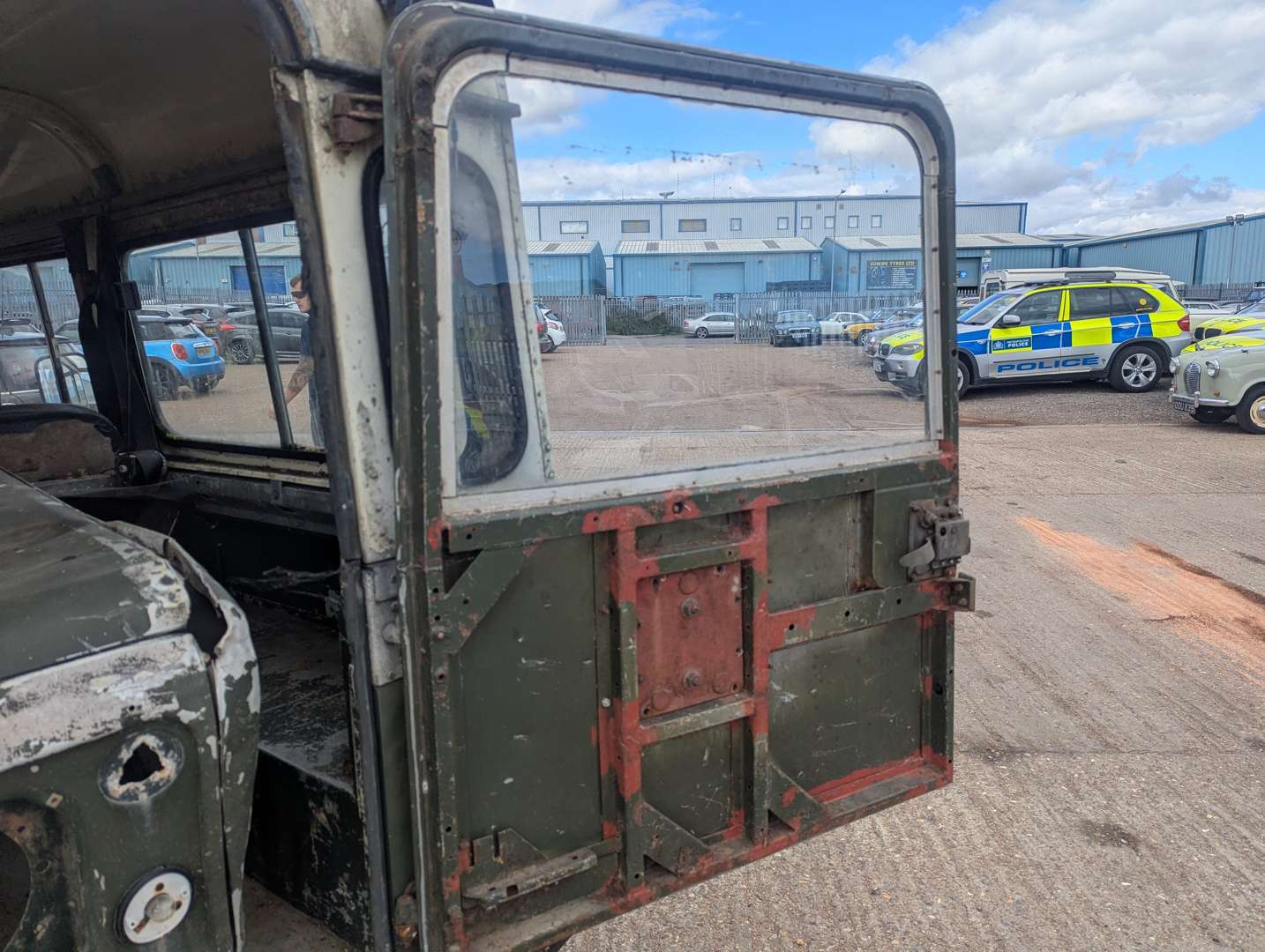 <p>1980 LAND ROVER SERIES III 88"</p>
