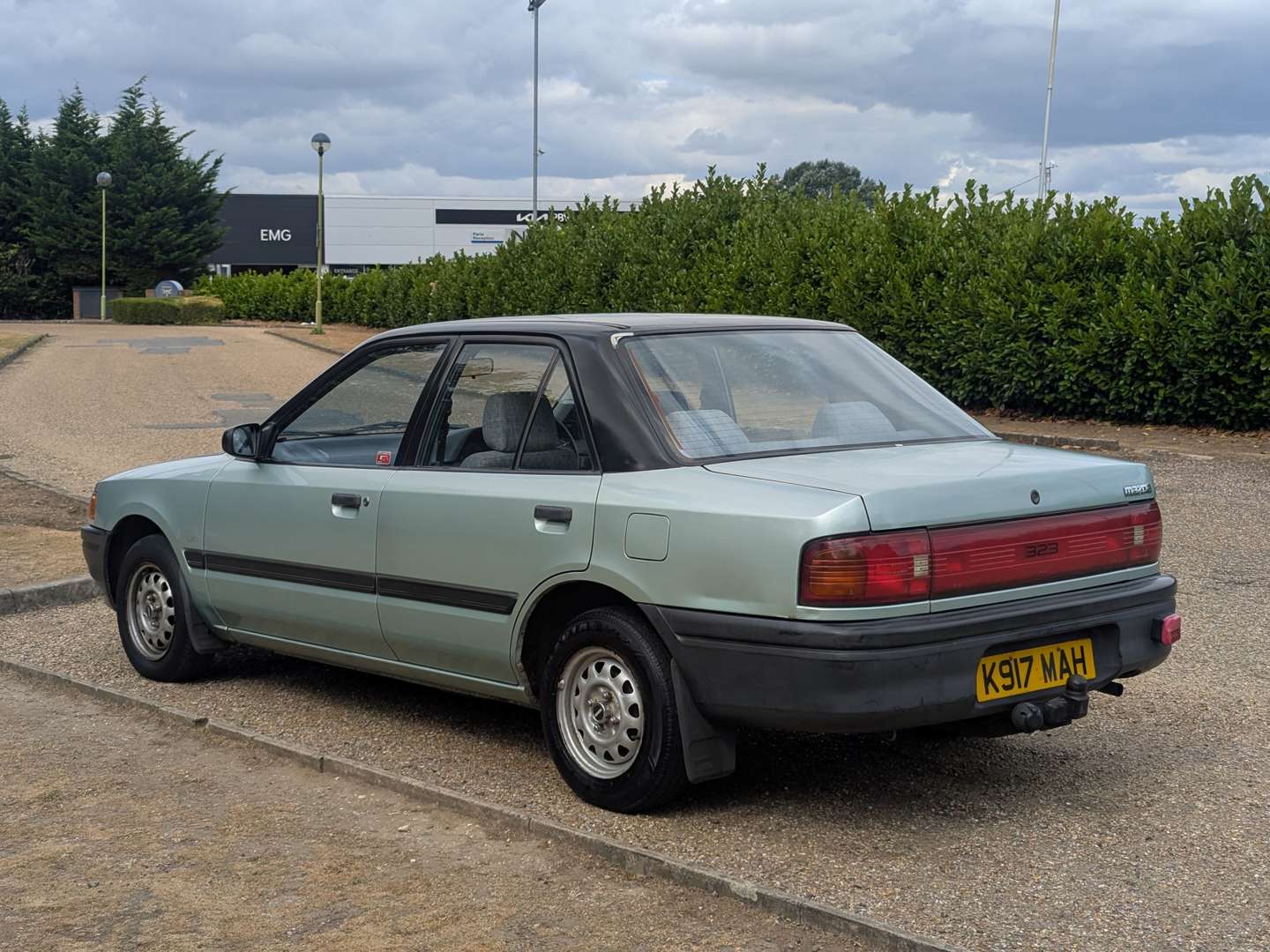 <p>1993 MAZDA 323 LX</p>