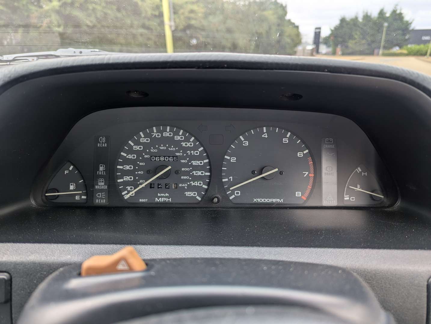 <p>1993 MAZDA 323 LX</p>