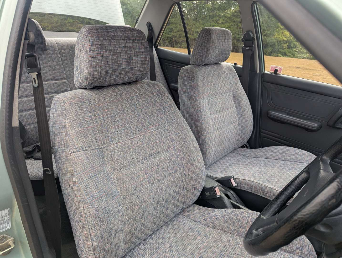 <p>1993 MAZDA 323 LX</p>