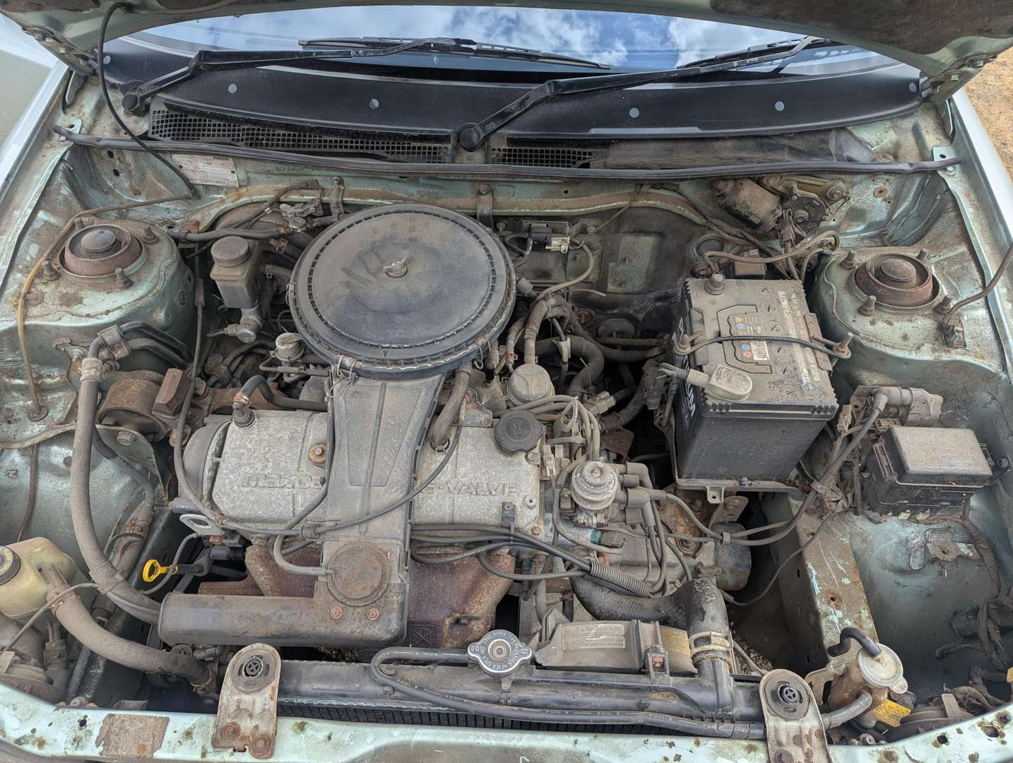 <p>1993 MAZDA 323 LX</p>