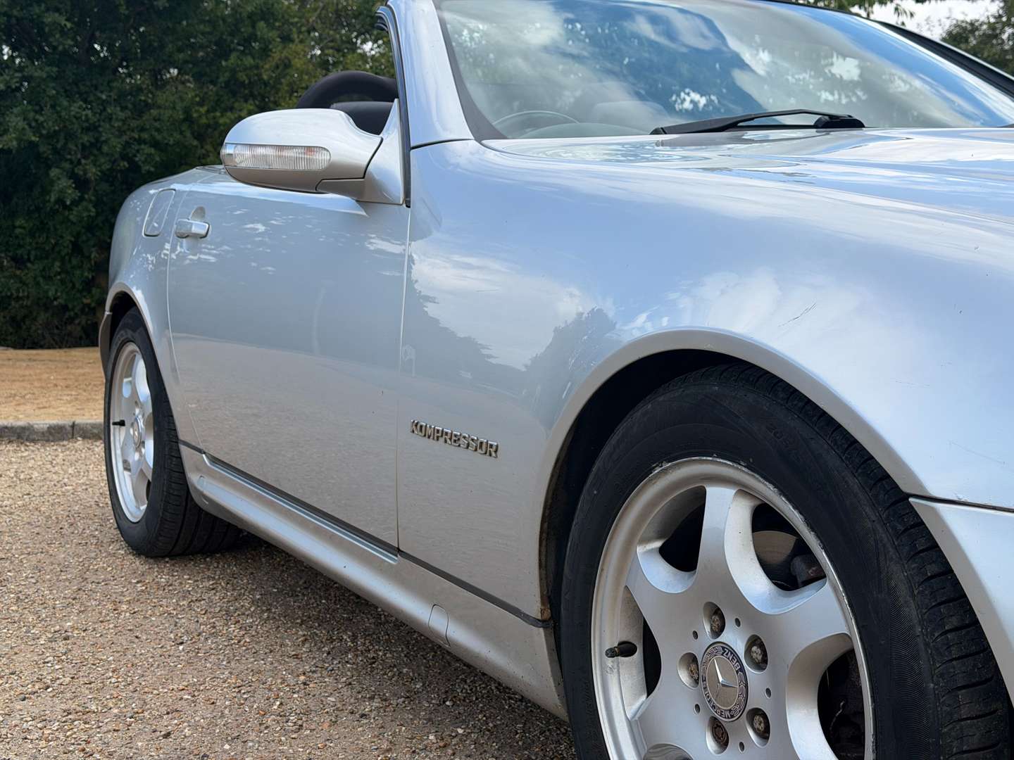 <p>2001 MERCEDES SLK230 R170</p>
