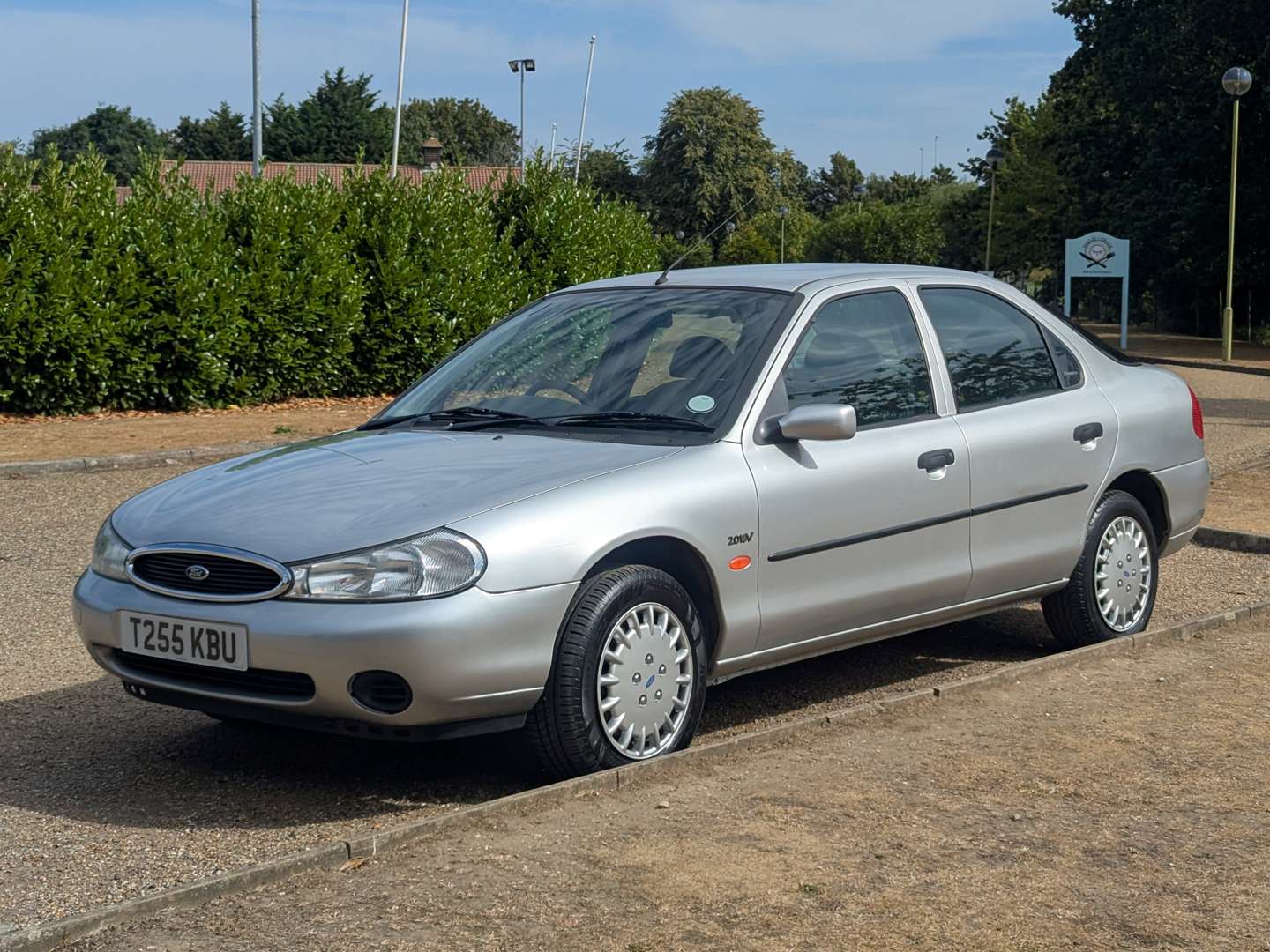 <p>1999 FORD MONDEO GLX AUTO</p>