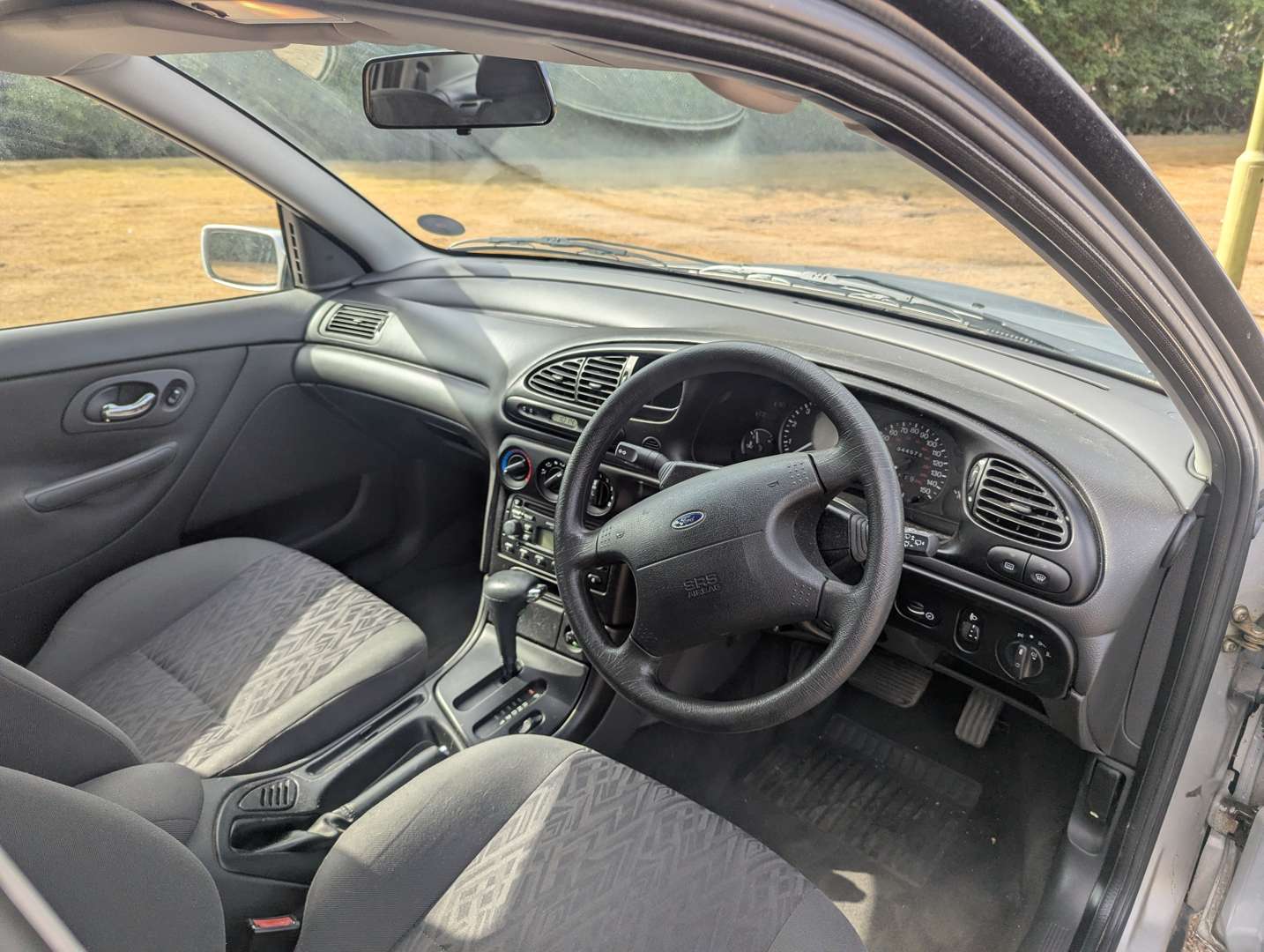 <p>1999 FORD MONDEO GLX AUTO</p>
