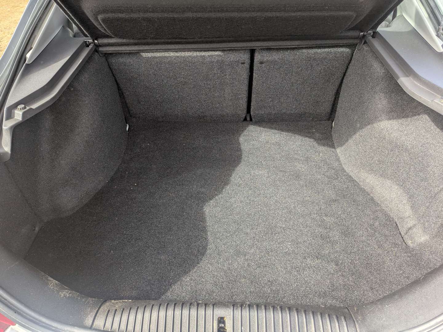 <p>1999 FORD MONDEO GLX AUTO</p>