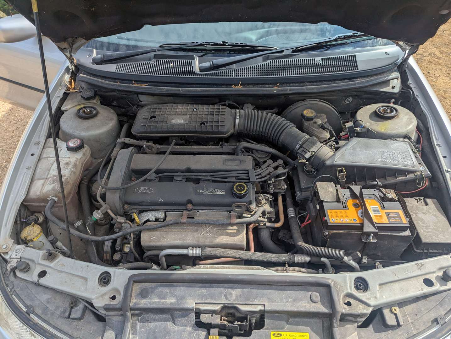 <p>1999 FORD MONDEO GLX AUTO</p>