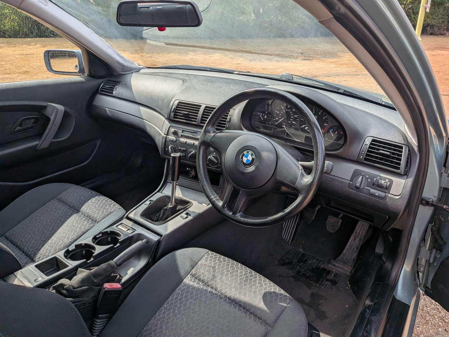 <p>2002 BMW 316TI E46 COMPACT</p>
