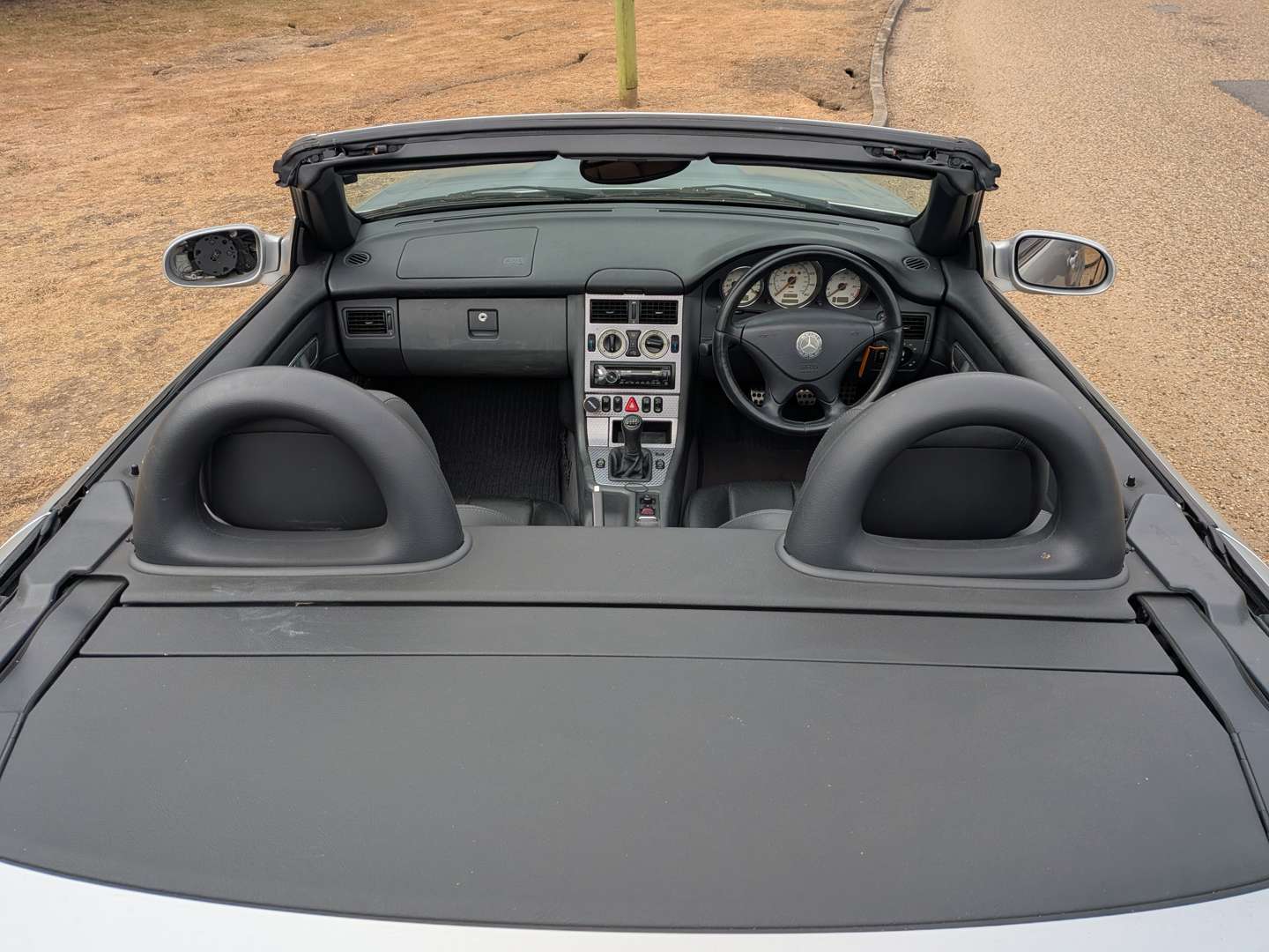 <p>2001 MERCEDES SLK 200 KOMPRESSOR</p>