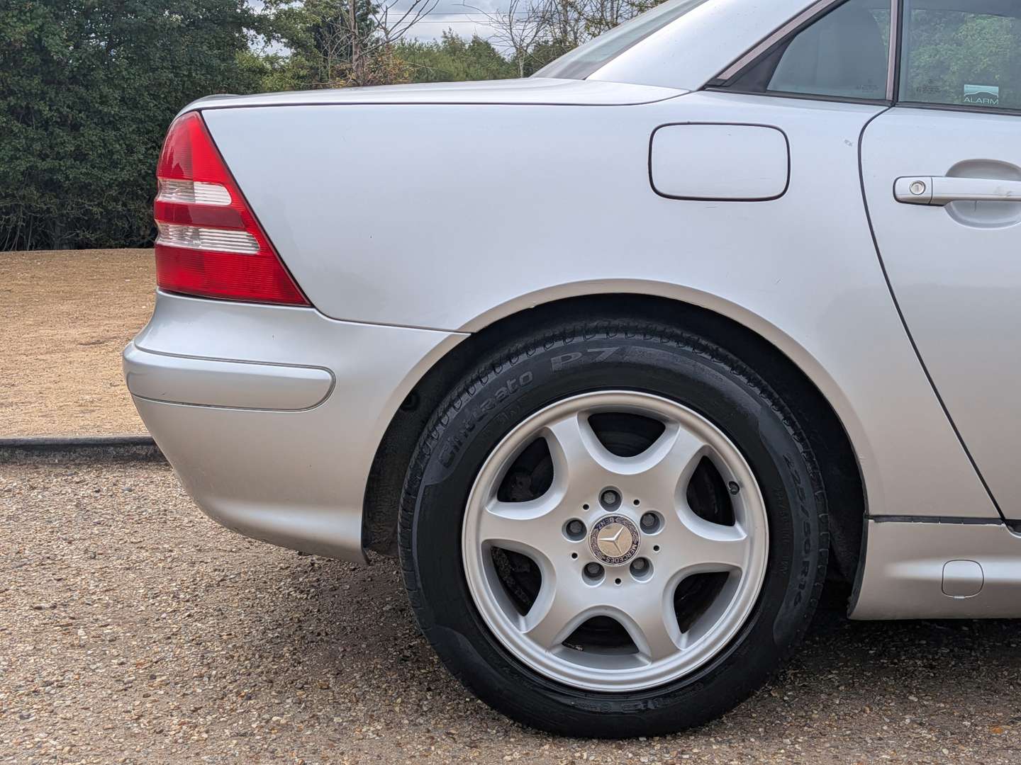 <p>2001 MERCEDES SLK 200 KOMPRESSOR</p>