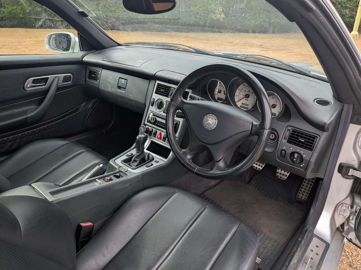 <p>2001 MERCEDES SLK 200 KOMPRESSOR</p>