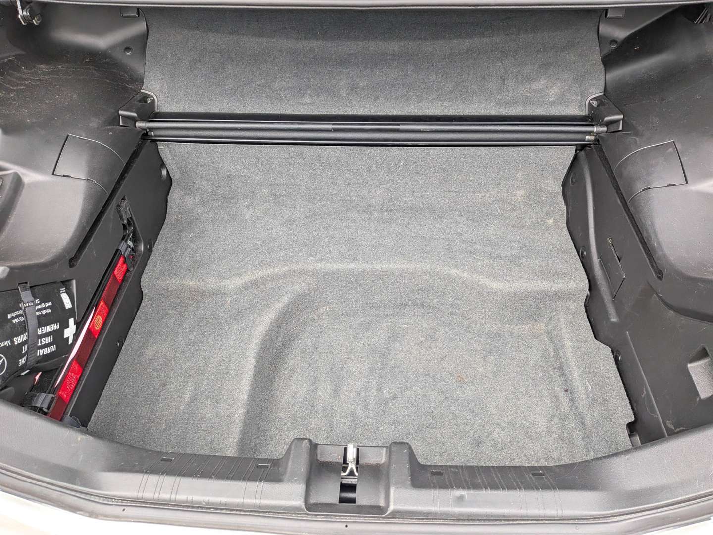<p>2001 MERCEDES SLK 200 KOMPRESSOR</p>