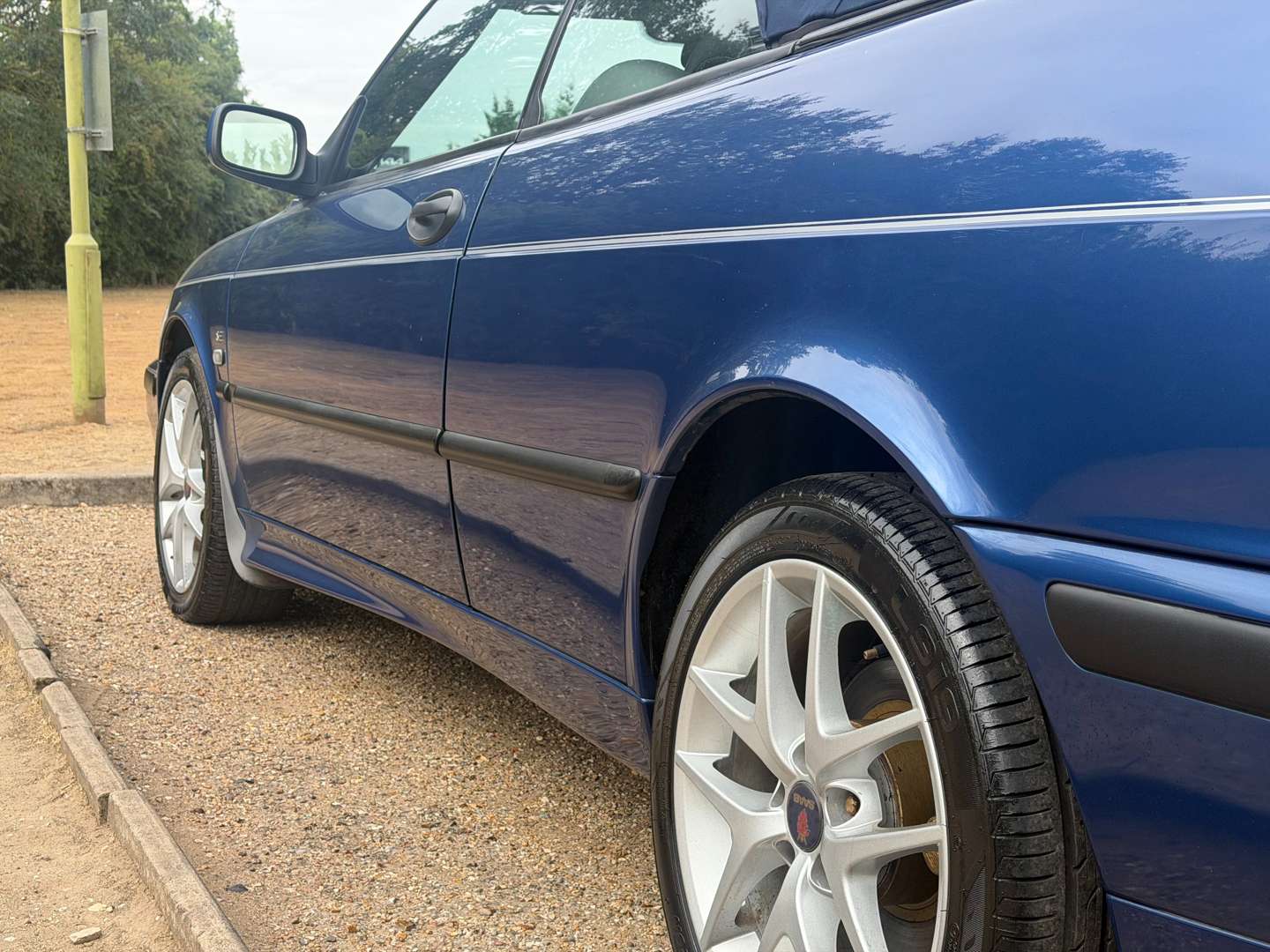 <p>2002 SAAB 9-3 SE CONVERTIBLE</p>