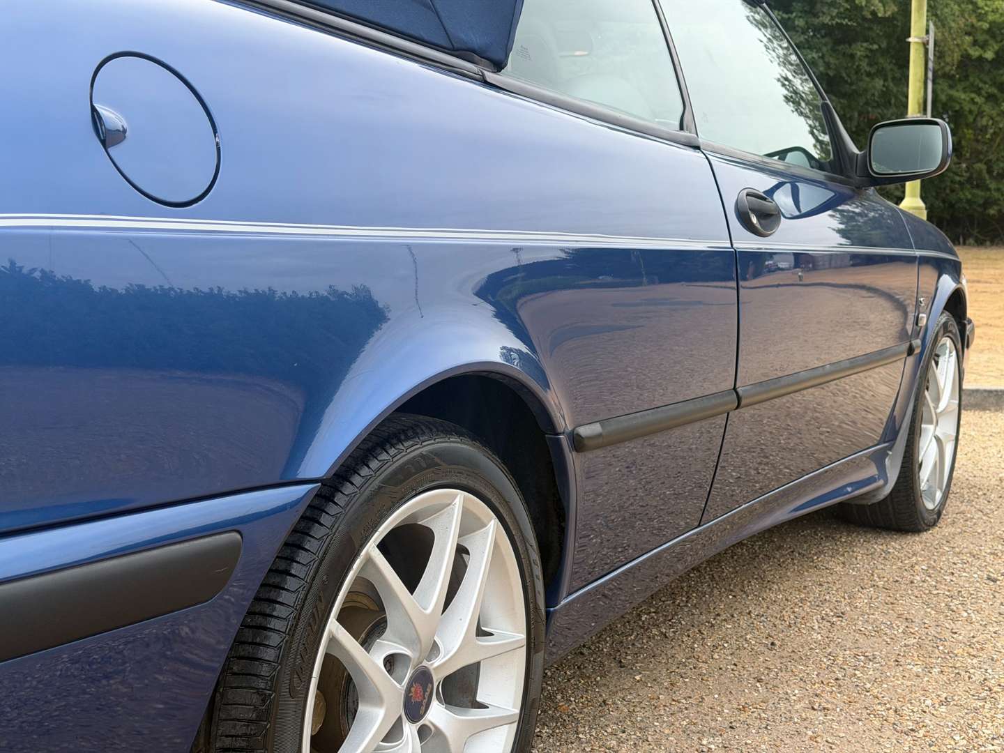 <p>2002 SAAB 9-3 SE CONVERTIBLE</p>