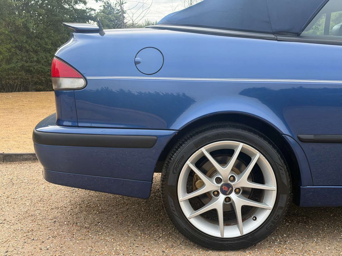 <p>2002 SAAB 9-3 SE CONVERTIBLE</p>
