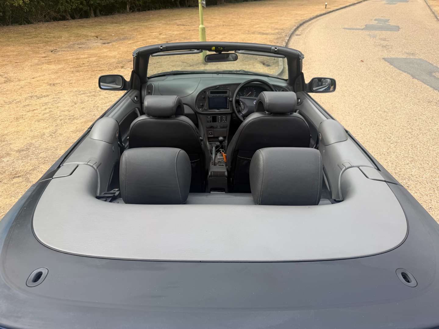 <p>2002 SAAB 9-3 SE CONVERTIBLE</p>