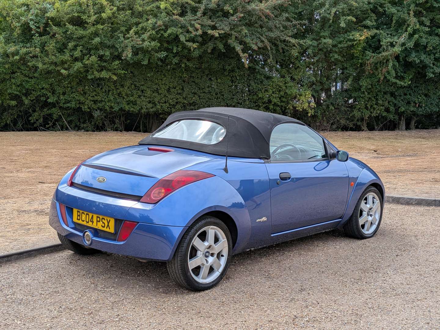 <p>2004 FORD STREETKA LUXURY</p>