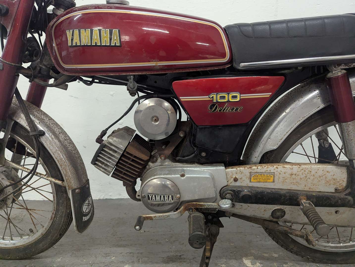 <p>1981 YAMAHA YB100 DELUXE</p>