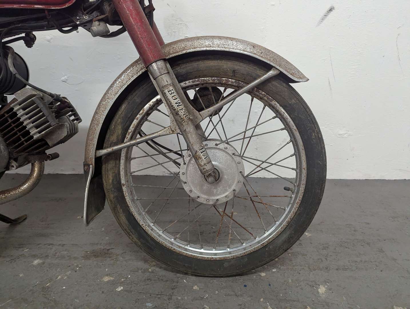 <p>1981 YAMAHA YB100 DELUXE</p>