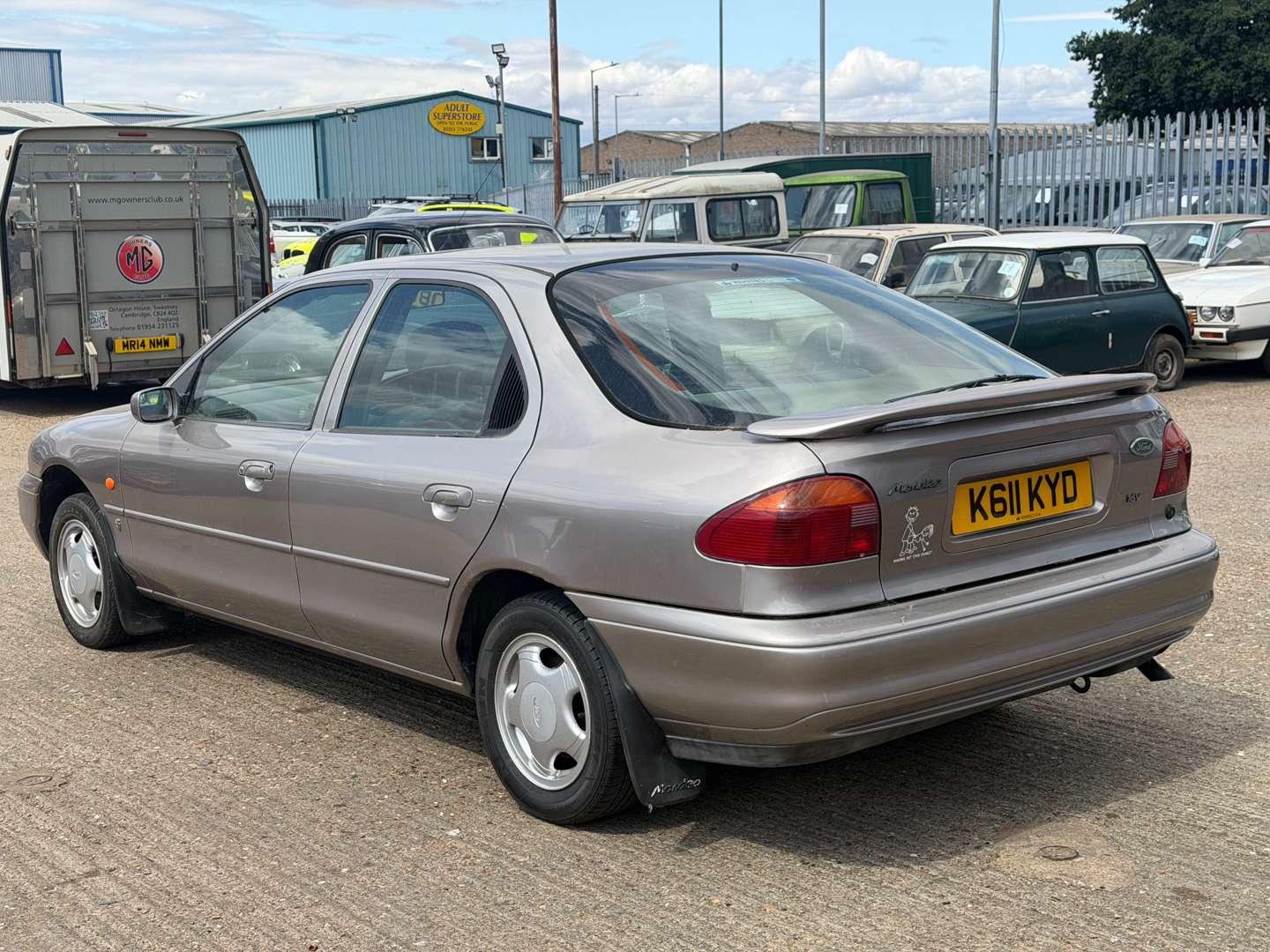 <p>1993 FORD MONDEO 2.0 GHIA</p>
