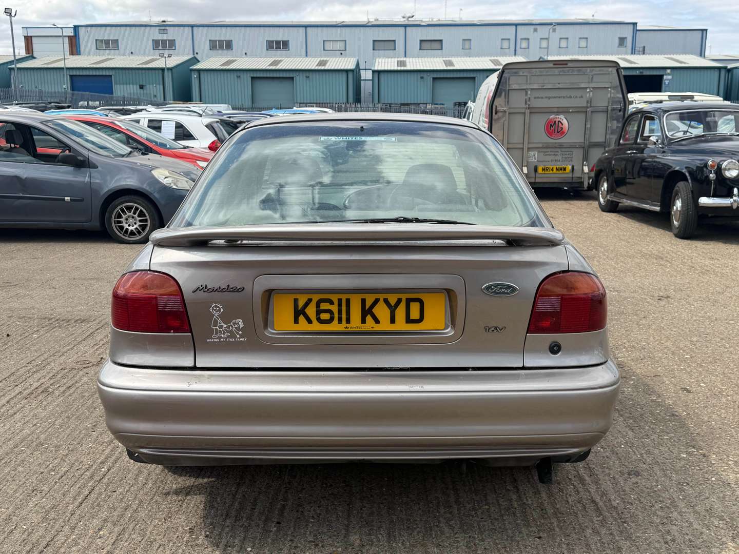 <p>1993 FORD MONDEO 2.0 GHIA</p>
