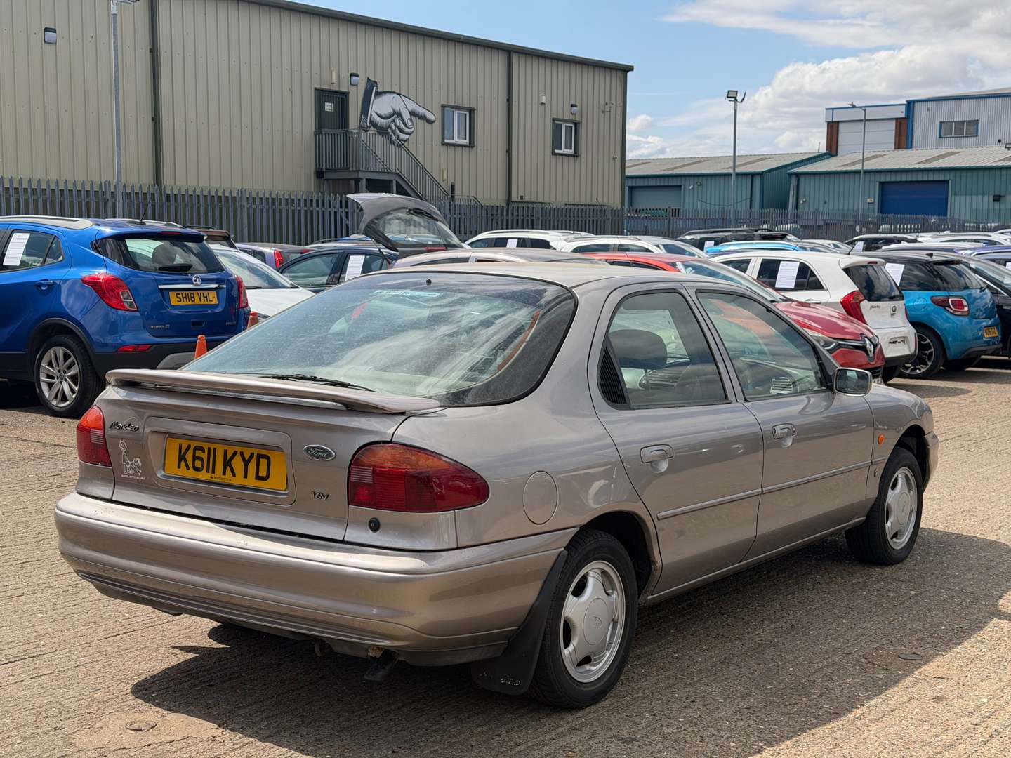 <p>1993 FORD MONDEO 2.0 GHIA</p>