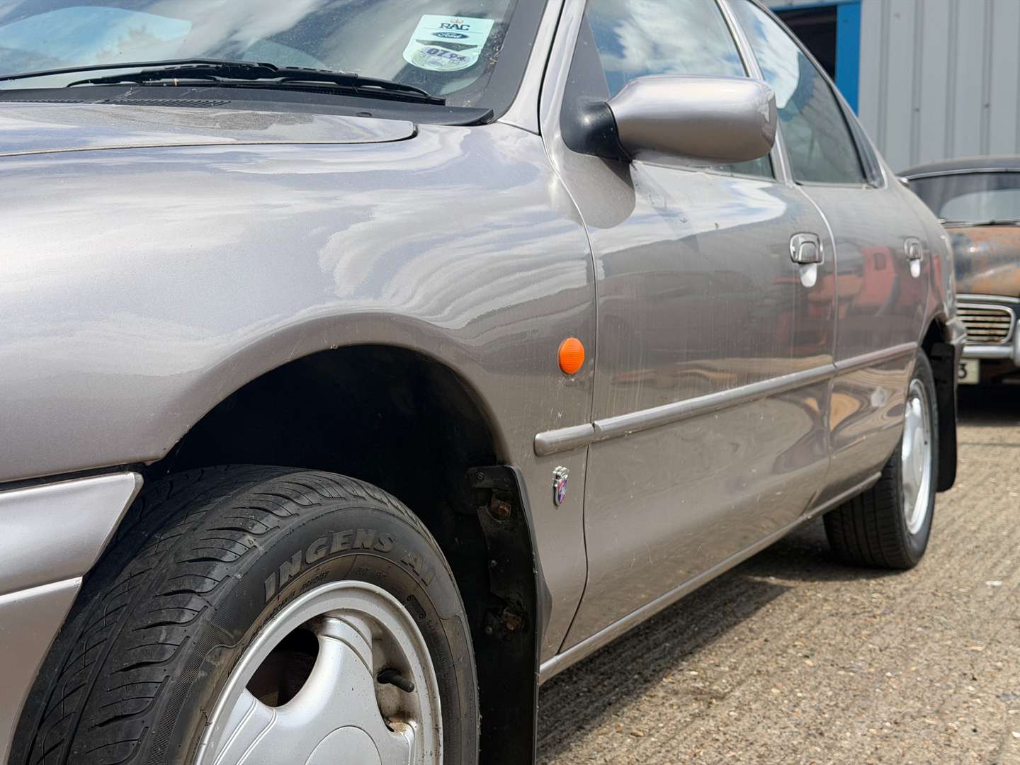 <p>1993 FORD MONDEO 2.0 GHIA</p>