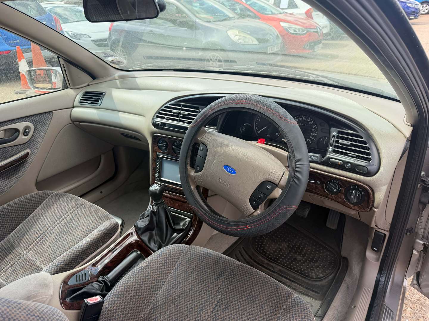 <p>1993 FORD MONDEO 2.0 GHIA</p>