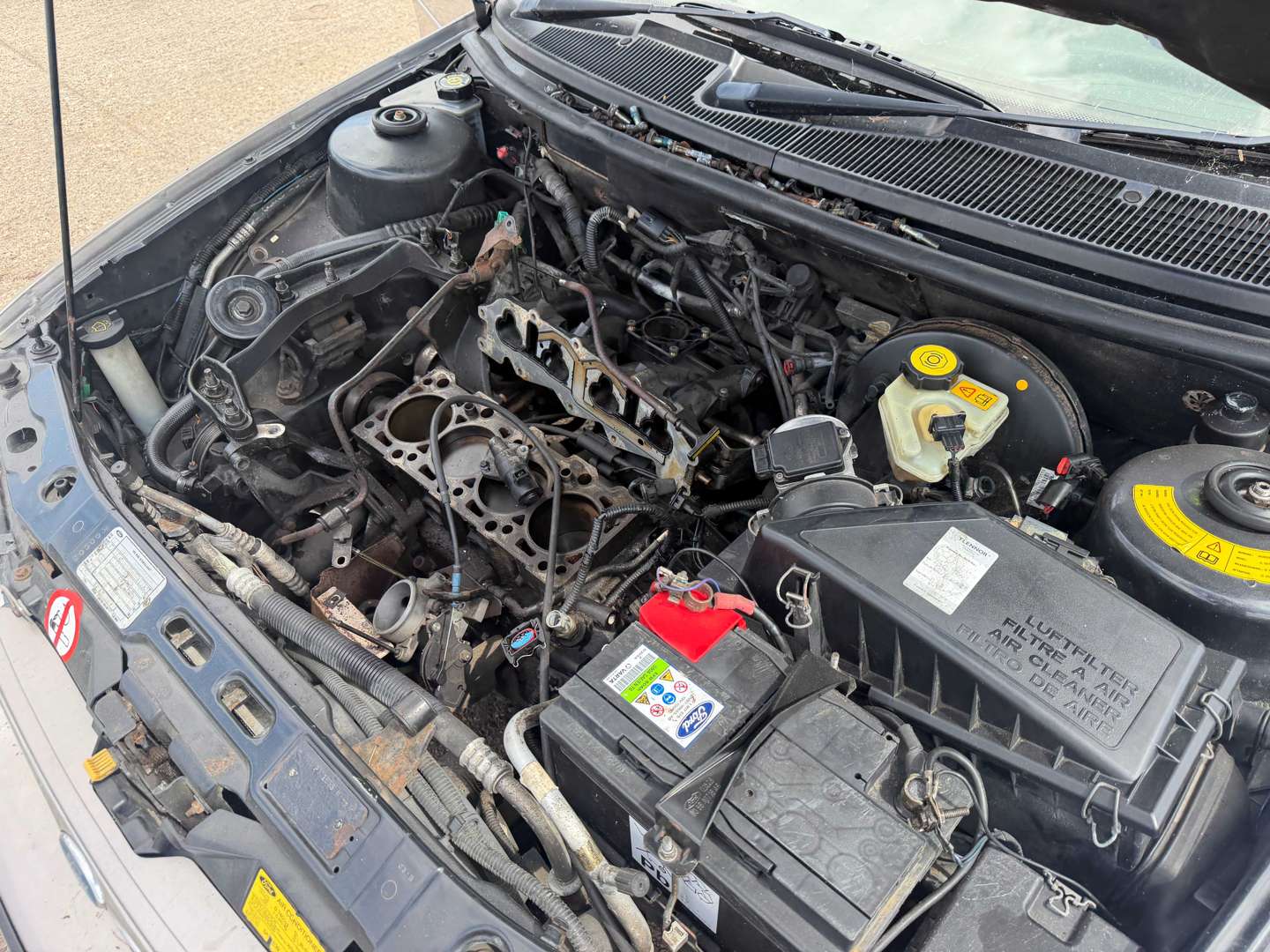 <p>1993 FORD MONDEO 2.0 GHIA</p>