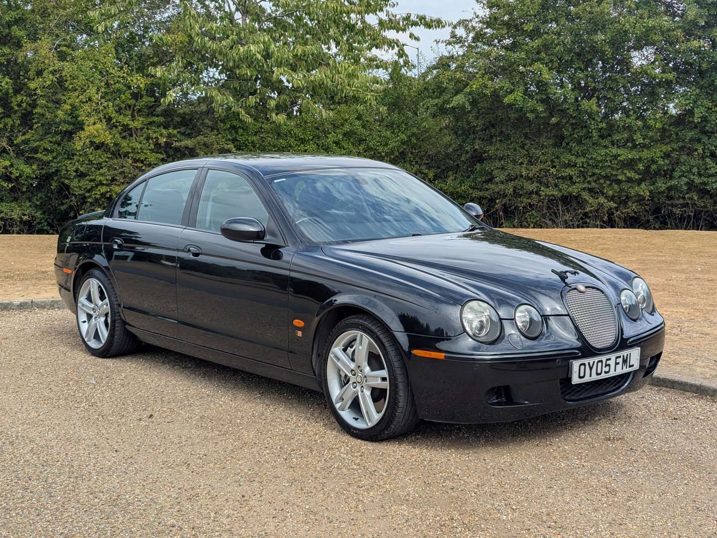 <p>2005 JAGUAR S-TYPE V8 R AUTO</p>