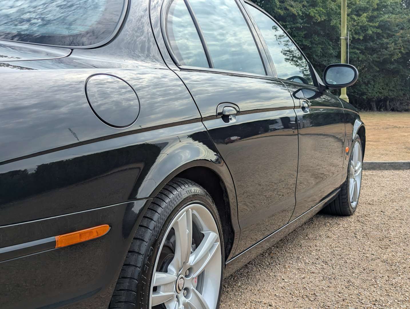 <p>2005 JAGUAR S-TYPE V8 R AUTO</p>