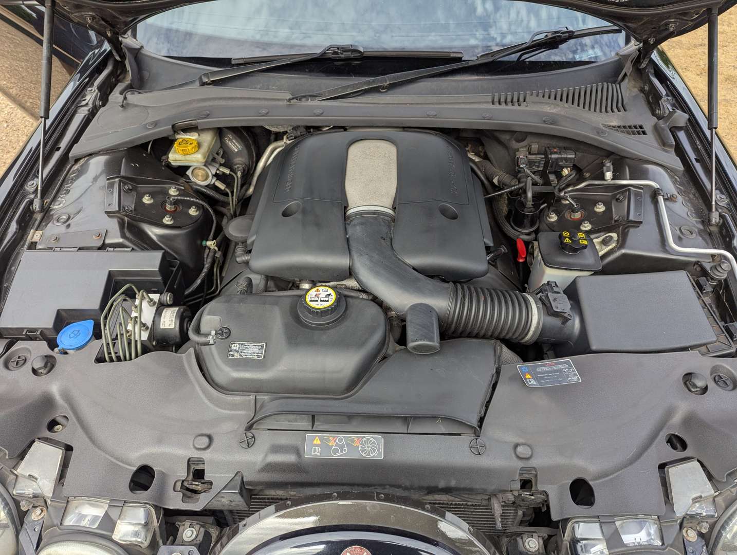 <p>2005 JAGUAR S-TYPE V8 R AUTO</p>