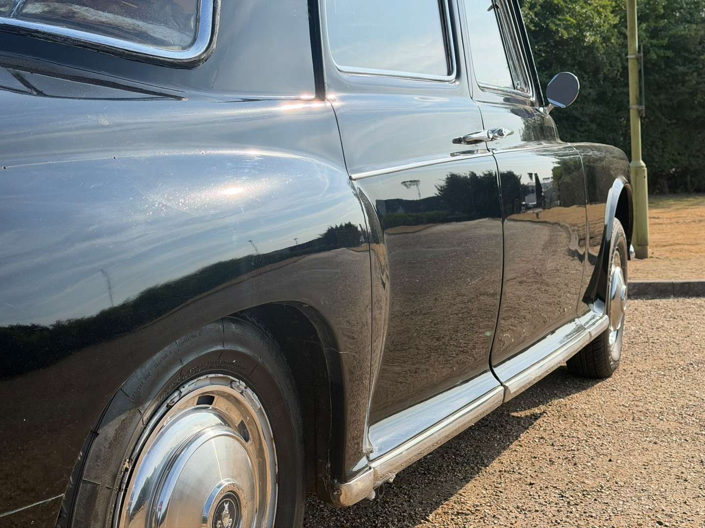 <p>1959 ROVER 80 SALOON</p>