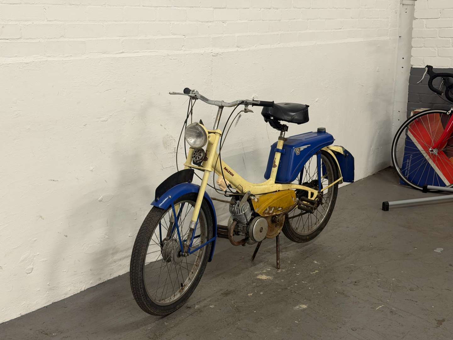 <p>1966 RALEIGH RUNABOUT</p>