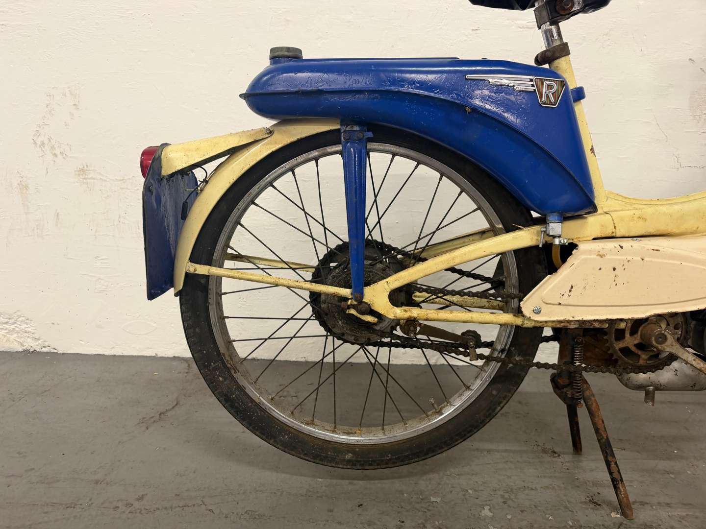 <p>1966 RALEIGH RUNABOUT</p>