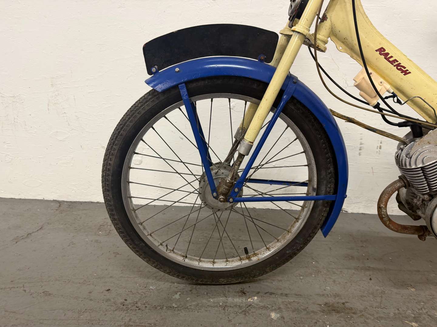 <p>1966 RALEIGH RUNABOUT</p>