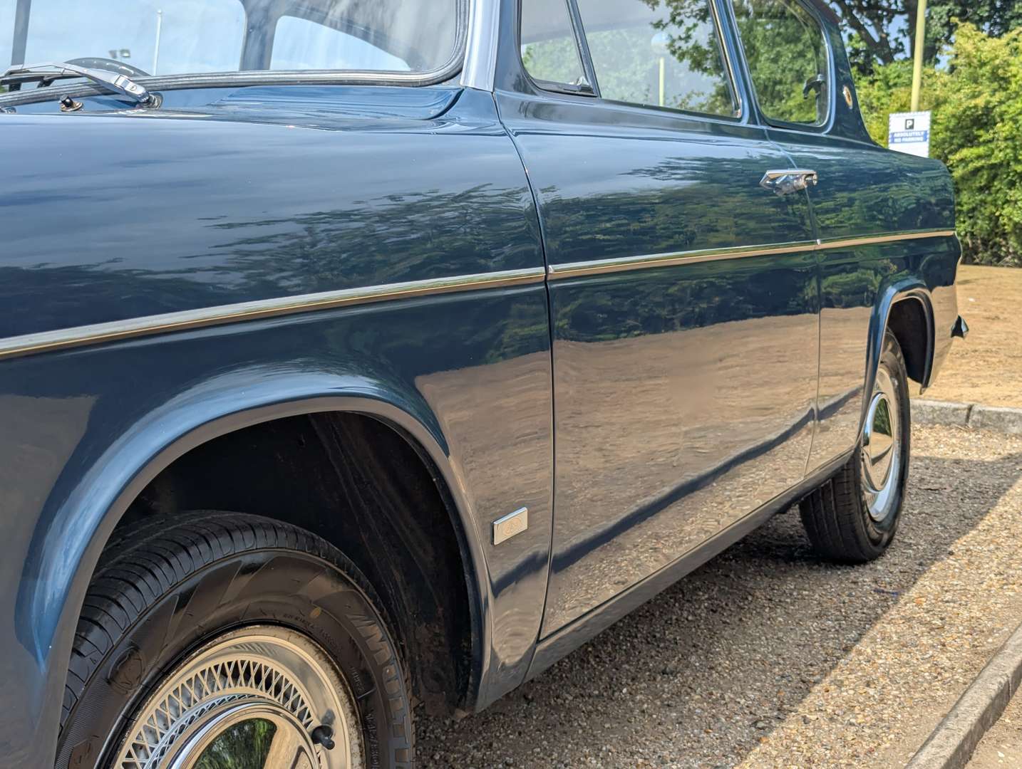 <p>1965 FORD ANGLIA 105E</p>