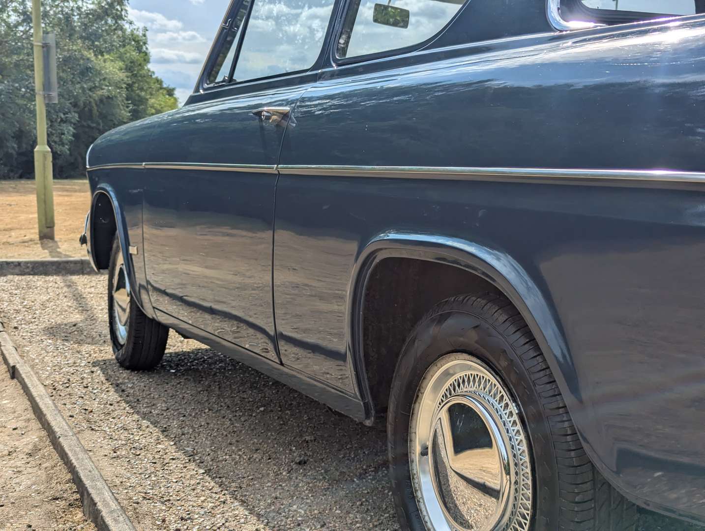 <p>1965 FORD ANGLIA 105E</p>