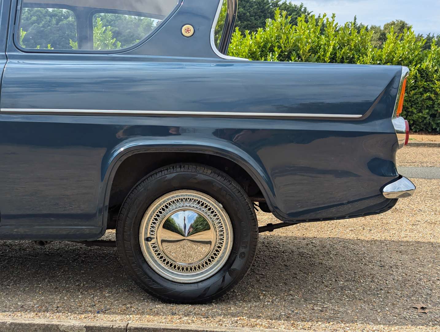 <p>1965 FORD ANGLIA 105E</p>