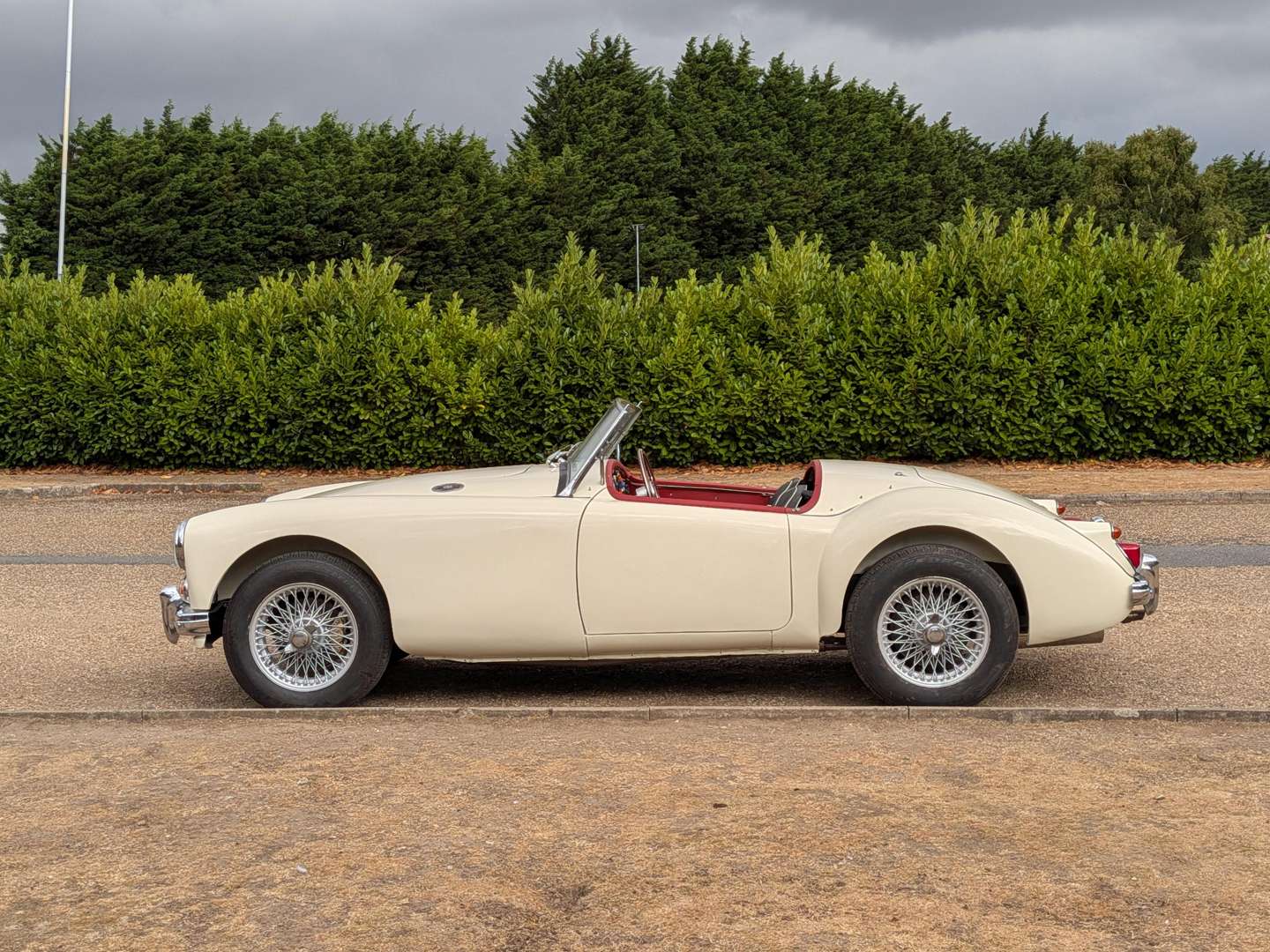 <p>1957 MG A 1500 ROADSTER</p>