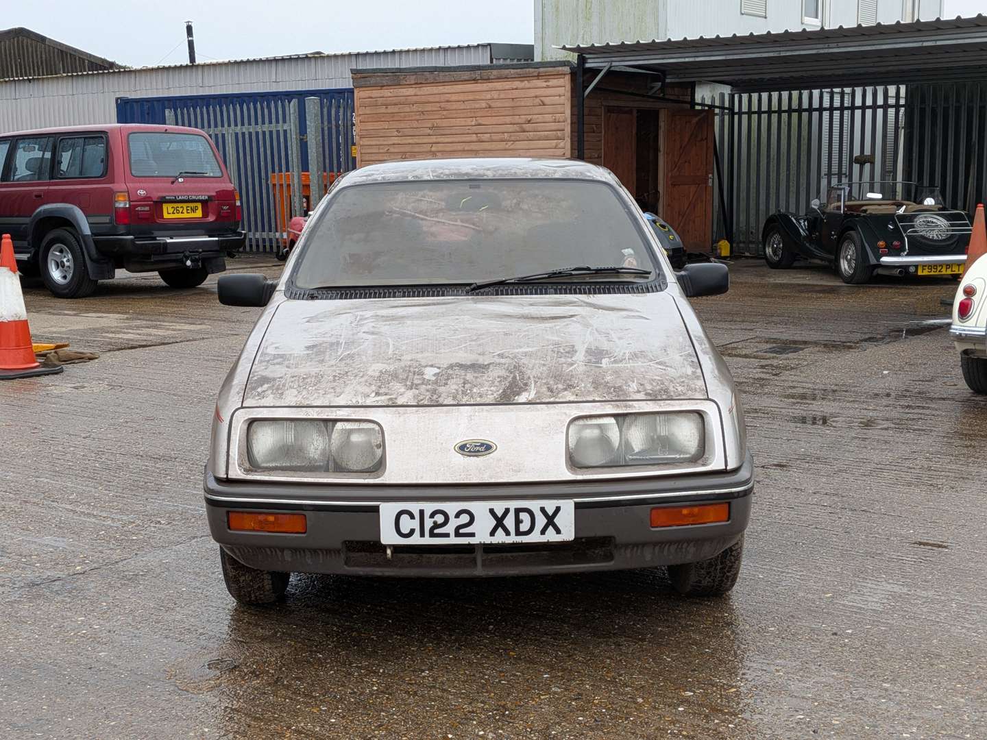 <p>1985 FORD SIERRA ESTATE</p>