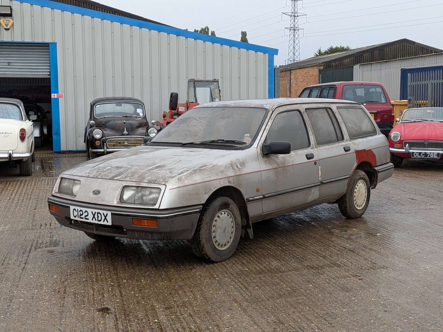 <p>1985 FORD SIERRA ESTATE</p>