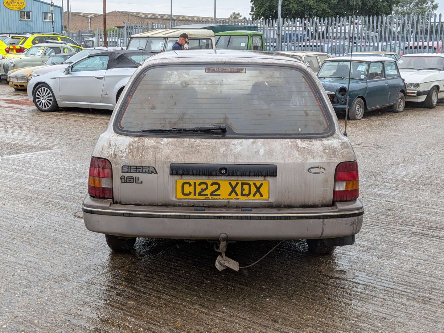 <p>1985 FORD SIERRA ESTATE</p>