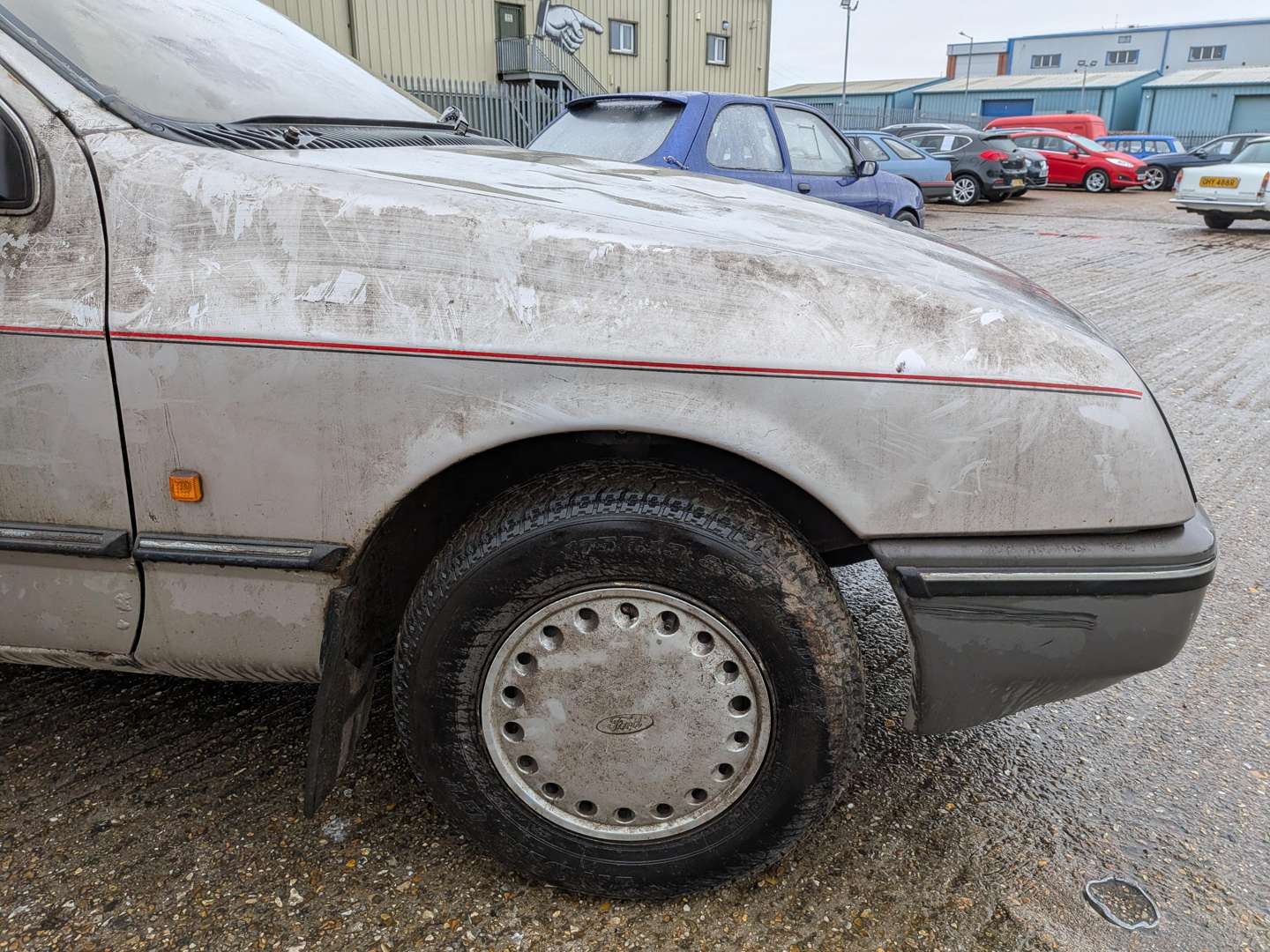 <p>1985 FORD SIERRA ESTATE</p>